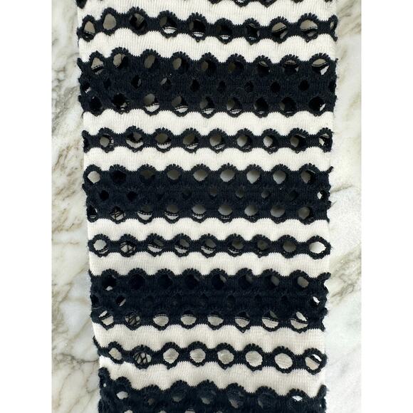 AQUA Long Sleeve Embroidered Black White Stripe Cut Out Crop Top Womens Size XS - Picture 5 of 6